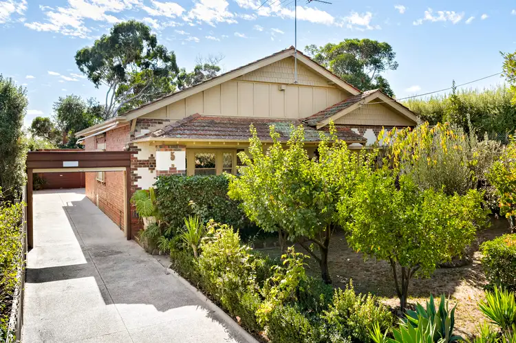 5 Beresford Street, Kew East VIC 3102