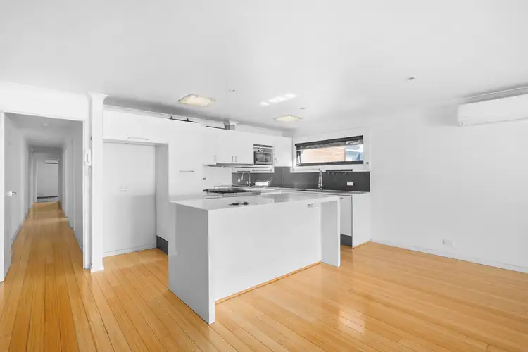 2/131 Lower Dandenong Road, Mentone VIC 3194