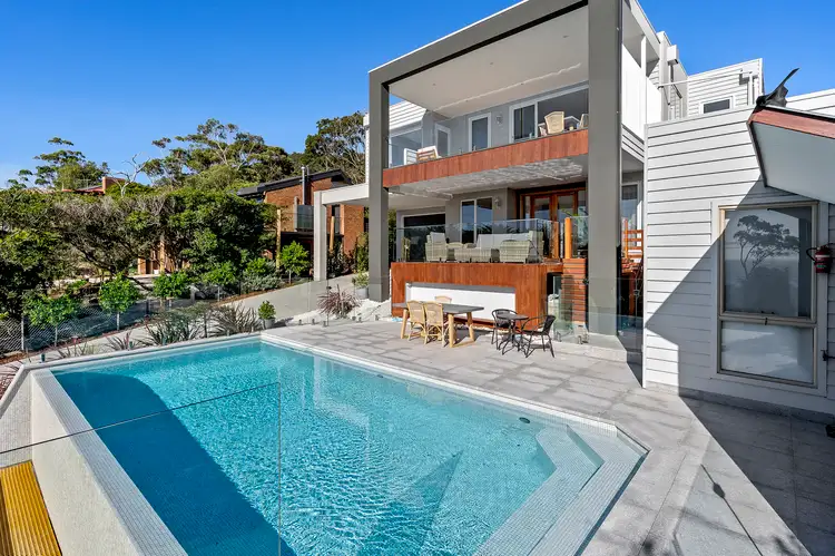 19 Bayview Road, Mccrae VIC 3938
