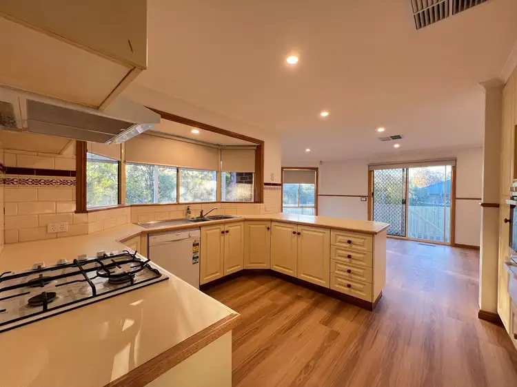 Fifth view of Homely house listing, 18 Latrobe Court, Croydon Hills VIC 3136