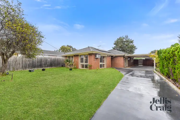 4 Simpson Drive, Dandenong North VIC 3175