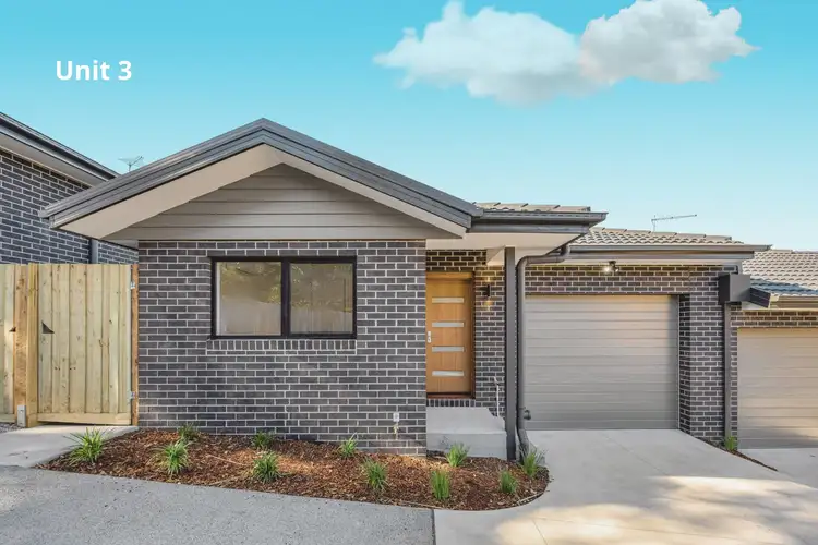3 & 4/27 Masefield Avenue, Mooroolbark VIC 3138