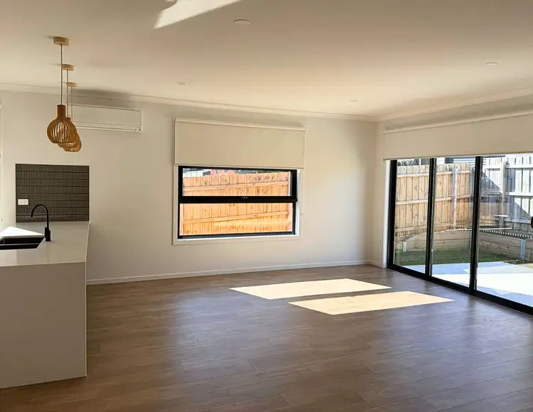 Fifth view of Homely unit listing, 2/4 Gardner Parade, Mount Evelyn VIC 3796