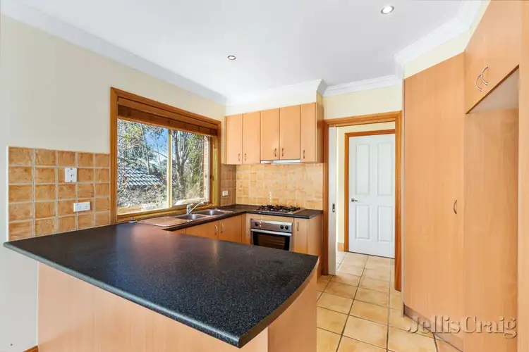 Third view of Homely unit listing, 2/5 Joynt Street, Macleod VIC 3085