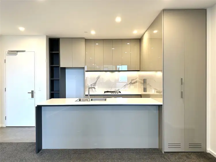 2213/81 City Road, Southbank VIC 3006