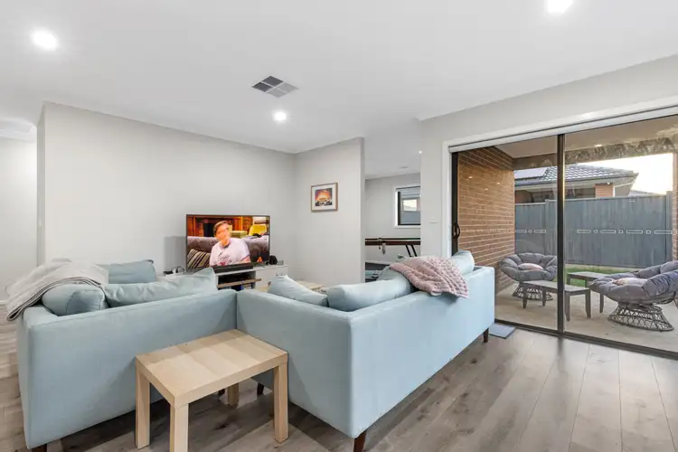 Fifth view of Homely house listing, 8 Hubbard Street, Lucas VIC 3350