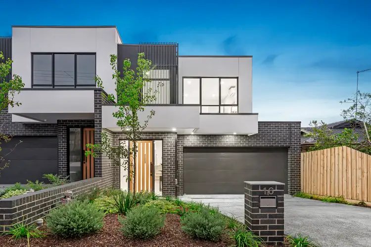16 Robyn Street, Doncaster VIC 3108