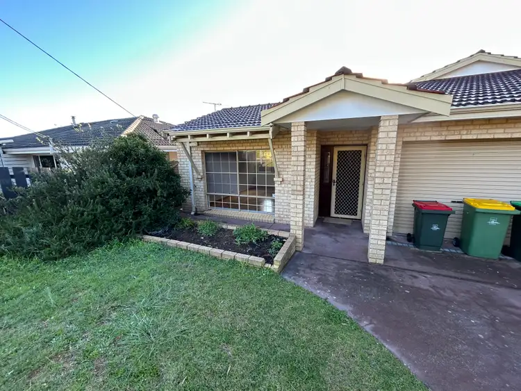 8A Nunn St, Hamilton Hill WA 6163