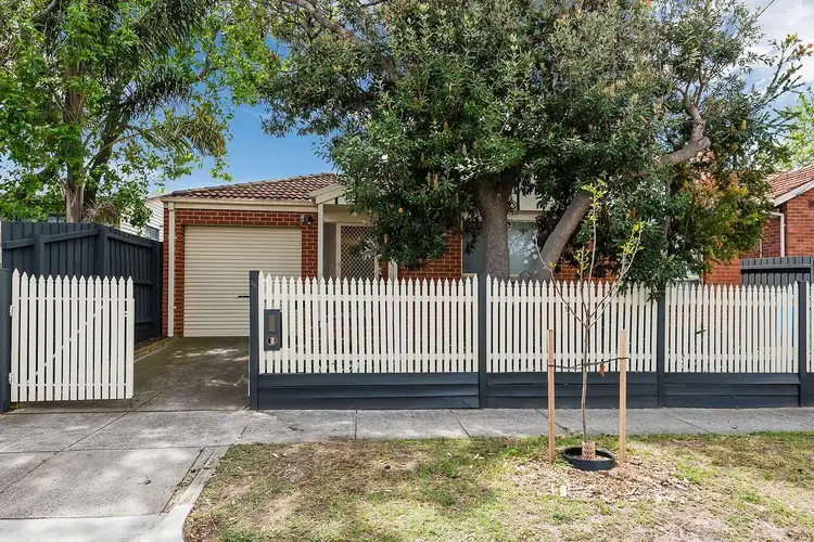 Main view of Homely unit listing, 2A O'Connor Crescent, Hampton East VIC 3188