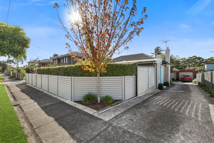 1/16 Mountain Crescent, Mulgrave VIC 3170