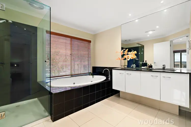 Sixth view of Homely house listing, 10 Tessa Court, Mount Waverley VIC 3149