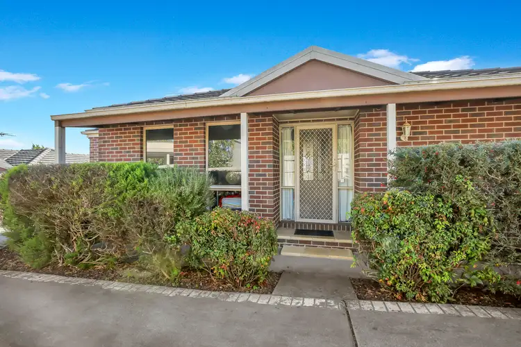 1/4 Cameron Court, Drouin VIC 3818