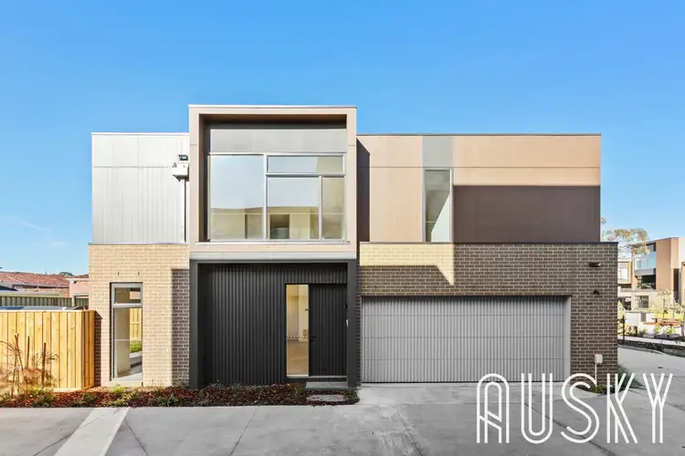 87 Jasmine Circuit, Glen Waverley VIC 3150