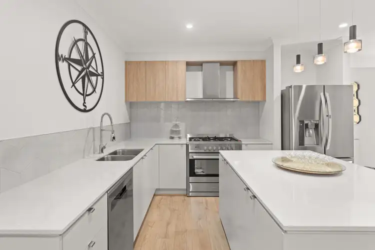 Sixth view of Homely house listing, 4 Redjim Way, Clyde VIC 3978