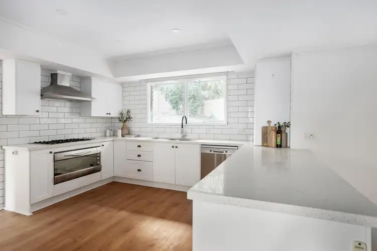 Fifth view of Homely house listing, 5 Keswick Rise, Eltham VIC 3095