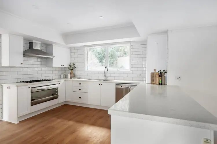 Fifth view of Homely house listing, 5 Keswick Rise, Eltham VIC 3095