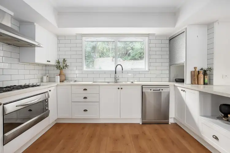 Sixth view of Homely house listing, 5 Keswick Rise, Eltham VIC 3095