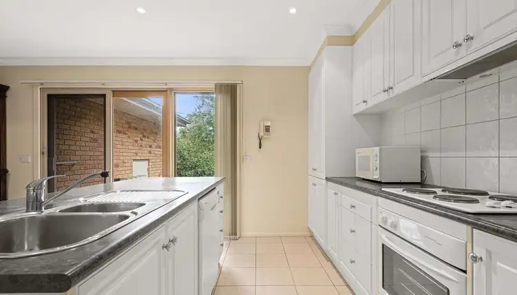 Fourth view of Homely house listing, 10 Hilltop Court, Yarra Junction VIC 3797