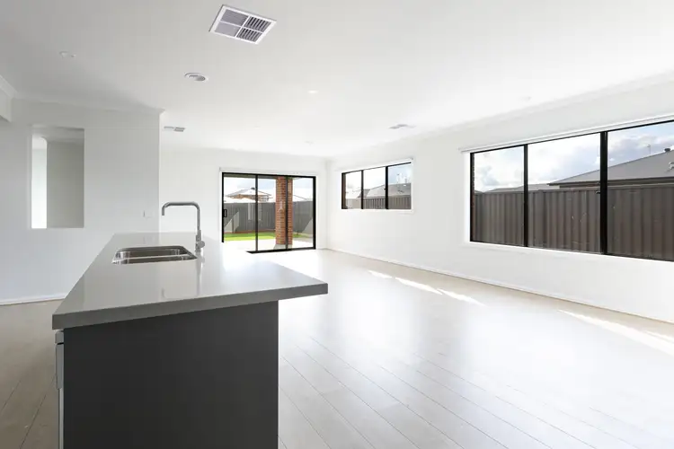 Third view of Homely house listing, 37 Mullingar Drive, Alfredton VIC 3350