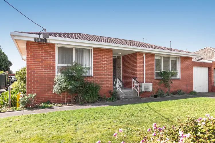 1/1 Garden Avenue, Glen Huntly VIC 3163