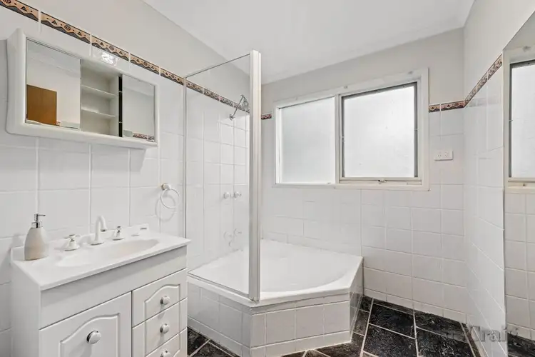 Fifth view of Homely unit listing, 1/26 Fernside Avenue, Briar Hill VIC 3088