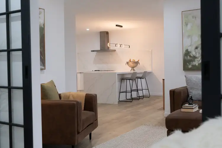 Fifth view of Homely house listing, 1 Glendale Court, Lake Wendouree VIC 3350