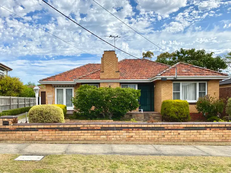 2 McKenzie Court, Oakleigh East VIC 3166