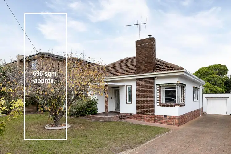 12 Bruce Street, Bentleigh VIC 3204