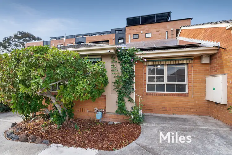 2/19 Livingstone Street, Ivanhoe VIC 3079