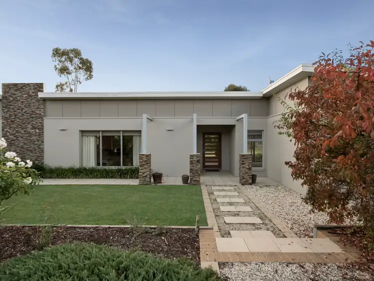 Sixth view of Homely house listing, 2 Leslie Place, Junortoun VIC 3551