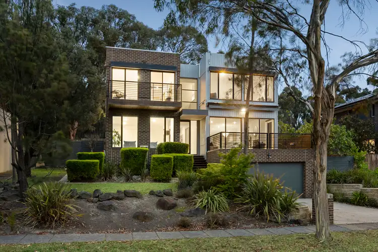 16 Gresswell Road, Macleod VIC 3085