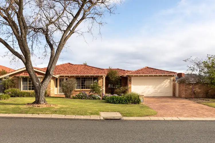 6 Yeldon Tor, Winthrop WA 6150