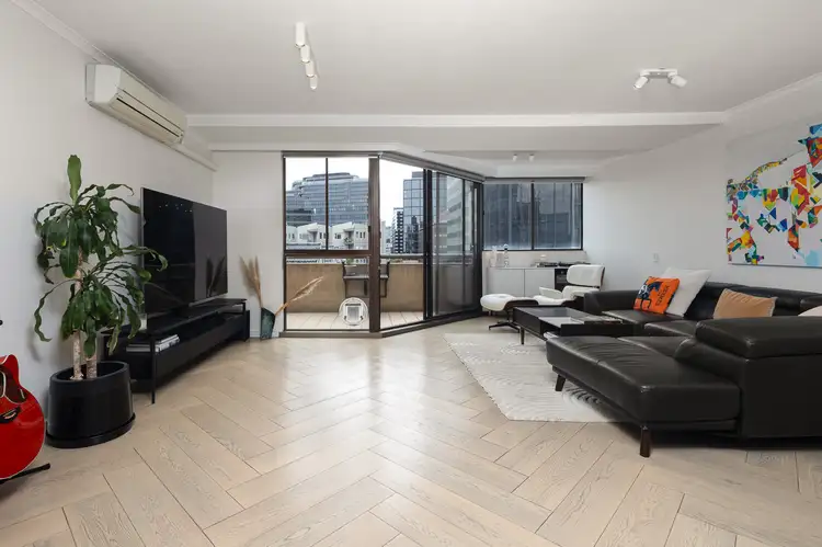 45/27 Queens Rd, Melbourne VIC 3004