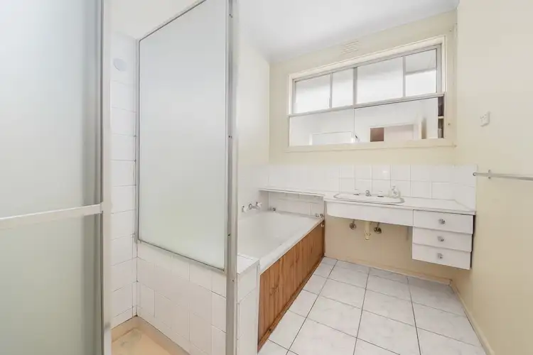 Fourth view of Homely unit listing, 1/37 Gyton Avenue, Glen Waverley VIC 3150