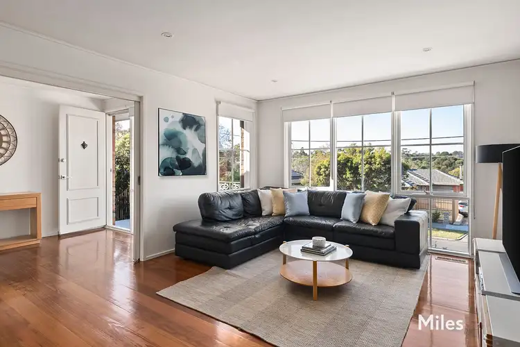 Second view of Homely house listing, 2 Yilleen Close, Yallambie VIC 3085