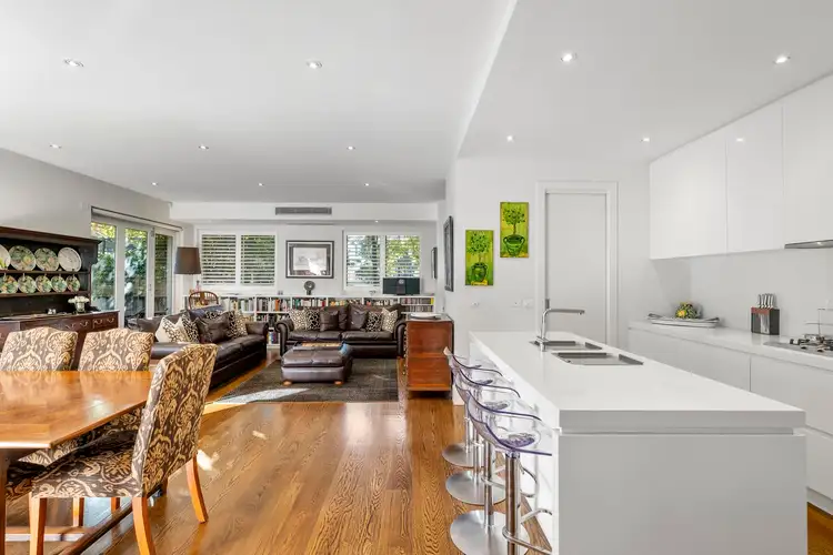 Third view of Homely apartment listing, 2/1174 Malvern Road, Malvern VIC 3144