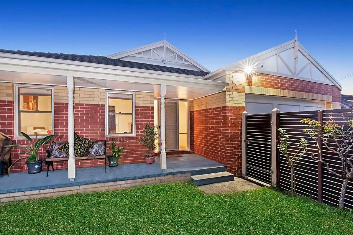 Main view of Homely unit listing, 1/19 Stewart Street, Ormond VIC 3204