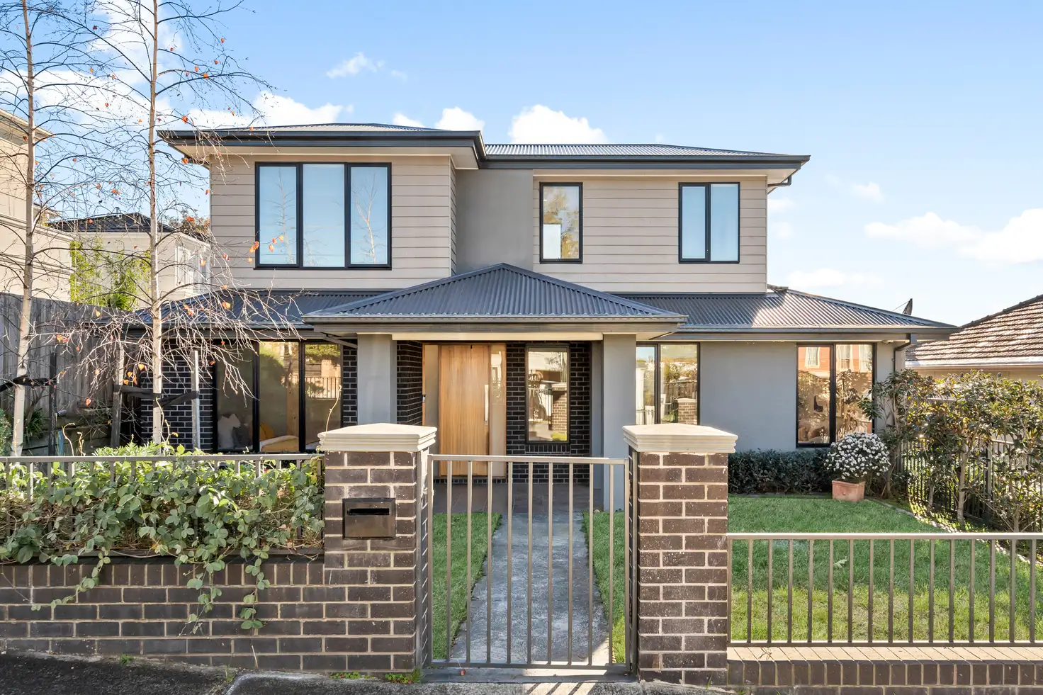 Main view of Homely townhouse listing, 1/27 Morshead Avenue, Mount Waverley VIC 3149