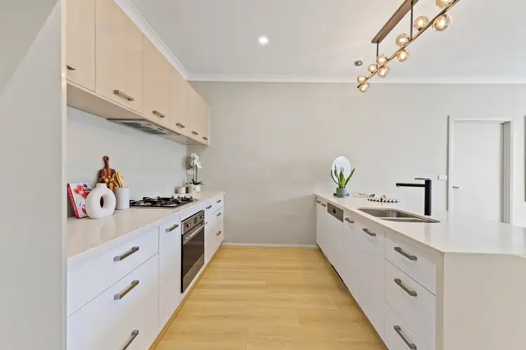 Sixth view of Homely townhouse listing, 1/27 Morshead Avenue, Mount Waverley VIC 3149