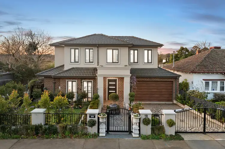 19 Braeside Avenue, Camberwell VIC 3124