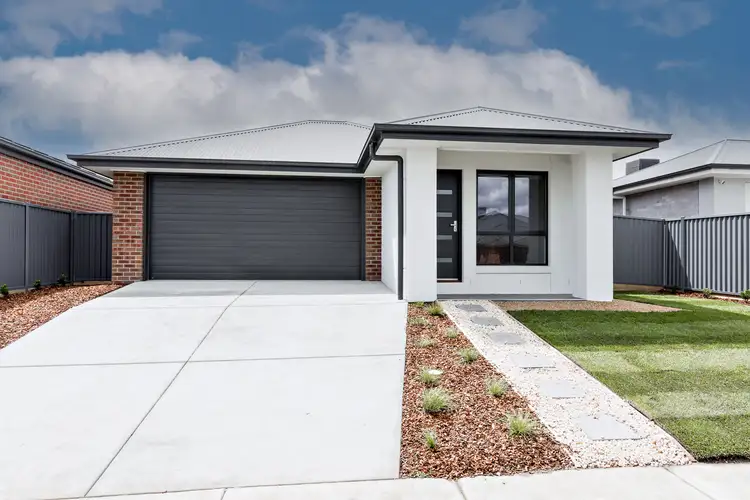 5 Belfast Road, Alfredton VIC 3350