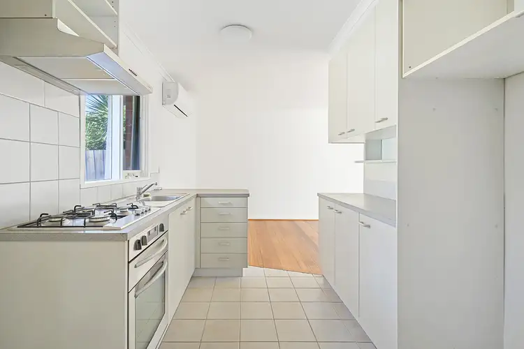 Fourth view of Homely unit listing, 15/315 Nepean Highway, Parkdale VIC 3195