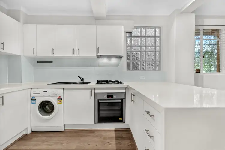 Third view of Homely apartment listing, 4/16A Chapel Street, St Kilda VIC 3182