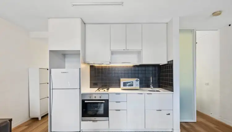 909/31 ABeckett Street, Melbourne VIC 3000