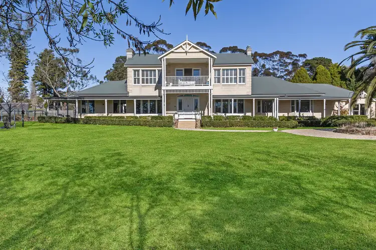 24 Chetwyn Court, Frankston South VIC 3199