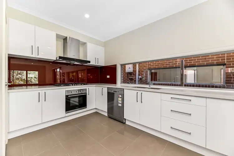 17B Gateshead Drive, Wantirna South VIC 3152