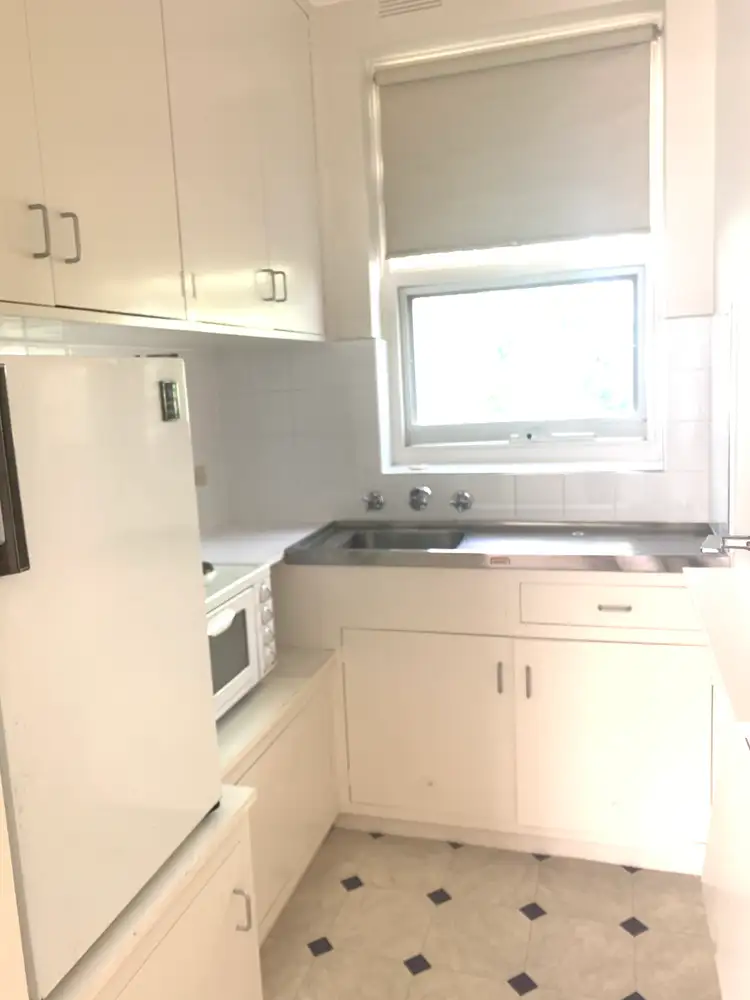 Fourth view of Homely studio listing, 10/148 Power Street, Hawthorn VIC 3122