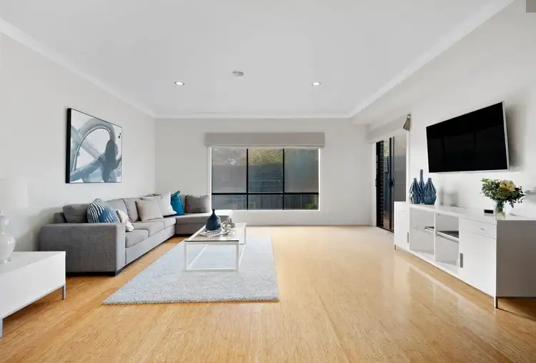 Second view of Homely townhouse listing, 2/19 Warrina Street, Chadstone VIC 3148