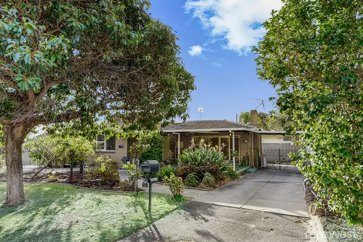 16 Exbury Rd, Armadale WA 6112