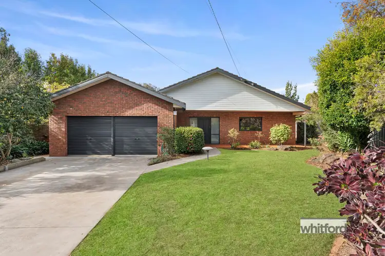 3 Aringa Avenue, Highton VIC 3216